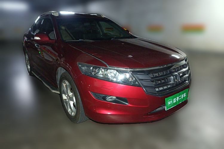 Used Honda Crosstour 2012 2.4L Luxury Edition Front Right 45 Deg
