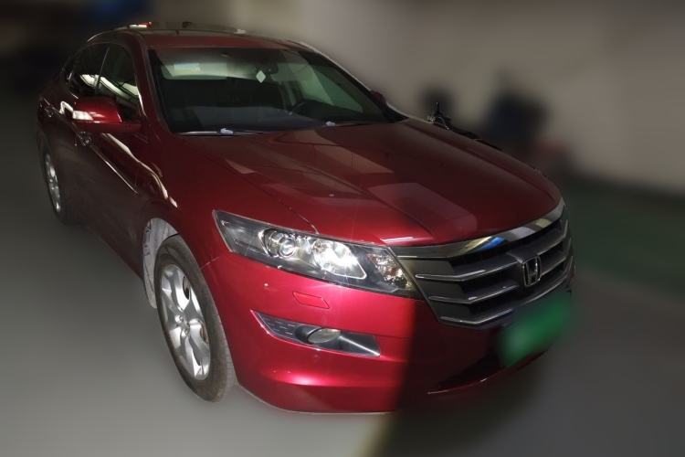 Used Honda Crosstour 2012 2.4L Luxury Edition Front Right 45 Deg