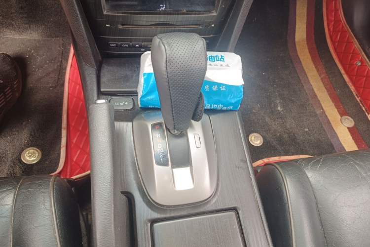 Used Honda Crosstour 2012 2.4L Luxury Edition Gear Lever