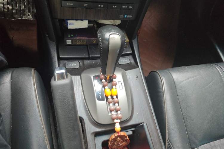 Used Honda Crosstour 2012 2.4L Luxury Edition Gear Lever