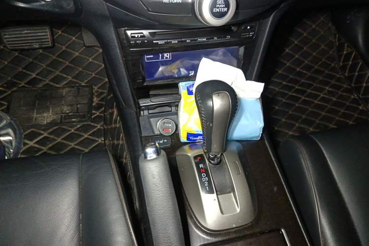Used Honda Crosstour 2012 2.4L Luxury Edition Gear Lever