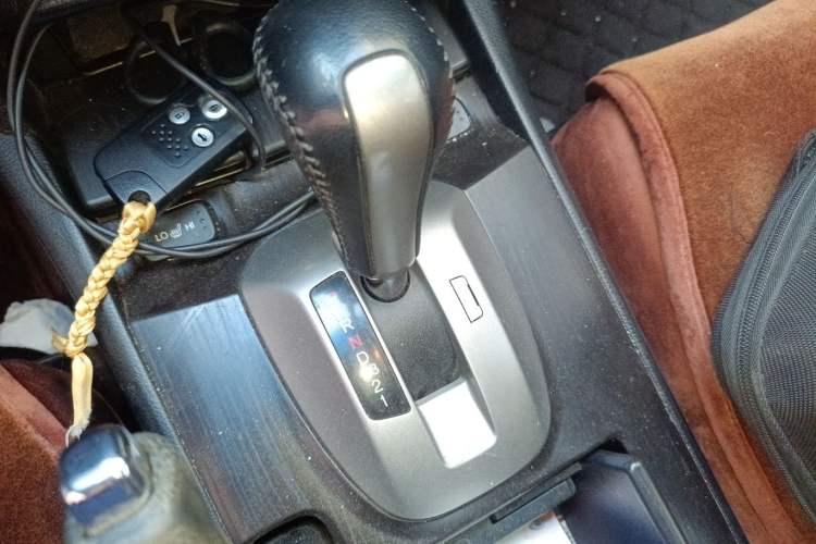 Used Honda Crosstour 2012 2.4L Luxury Edition Gear Lever