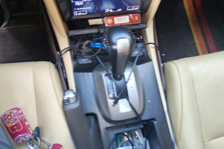 Used Honda Crosstour 2012 2.4L Luxury Edition Gear Lever