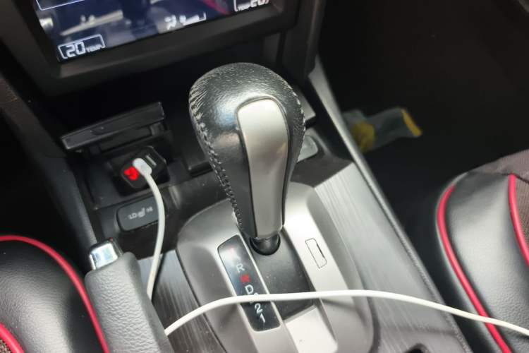 Used Honda Crosstour 2012 2.4L Luxury Edition Gear Lever
