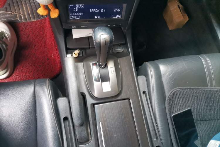 Used Honda Crosstour 2012 2.4L Prestige Edition Gear Lever