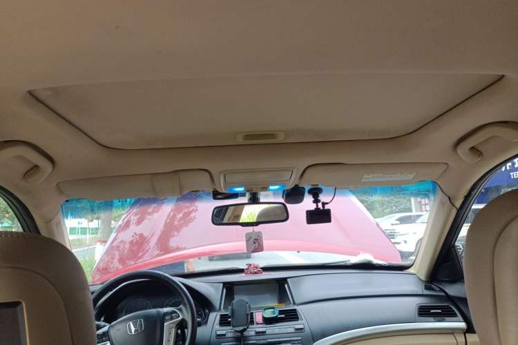 Used Honda Crosstour 2012 2.4L Prestige Edition Headliner