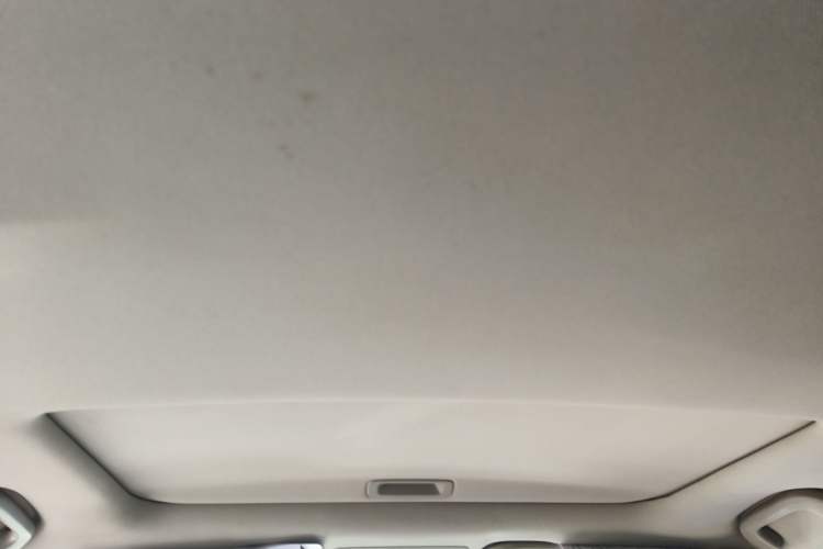 Used Honda Crosstour 2012 2.4L Luxury Edition Headliner