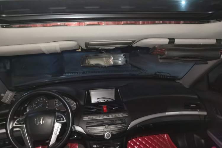 Used Honda Crosstour 2012 2.4L Luxury Edition Headliner