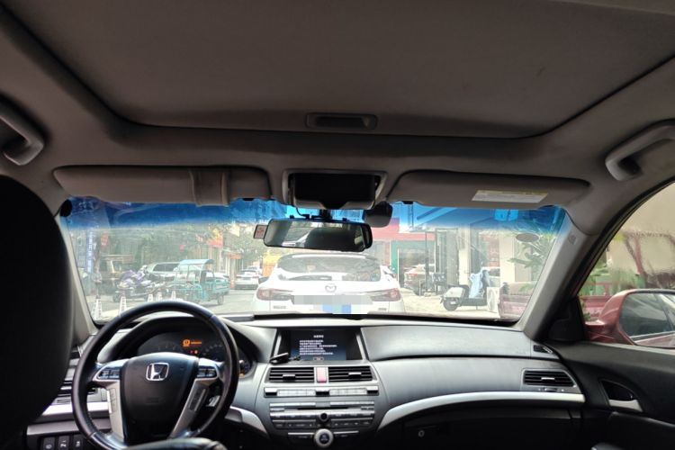 Used Honda Crosstour 2012 2.4L Luxury Edition Headliner