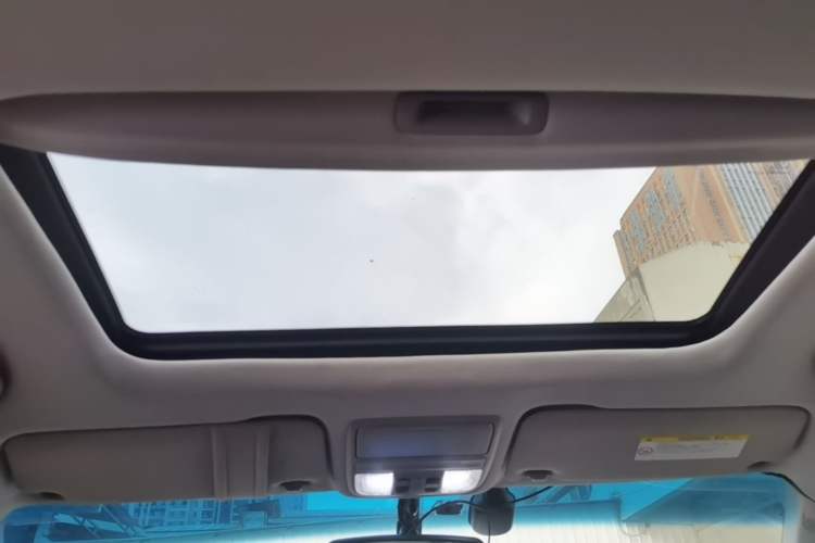 Used Honda Crosstour 2012 2.4L Luxury Edition Headliner