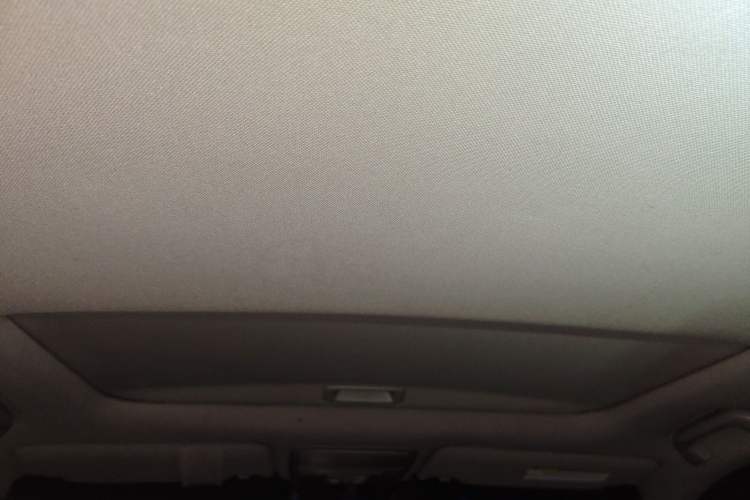 Used Honda Crosstour 2012 2.4L Luxury Edition Headliner