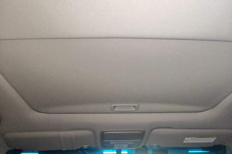 Used Honda Crosstour 2012 2.4L Luxury Edition Headliner