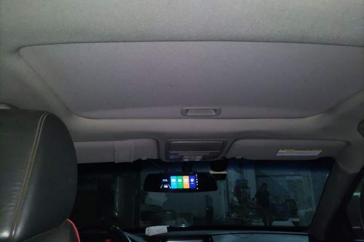 Used Honda Crosstour 2012 2.4L Luxury Edition Headliner
