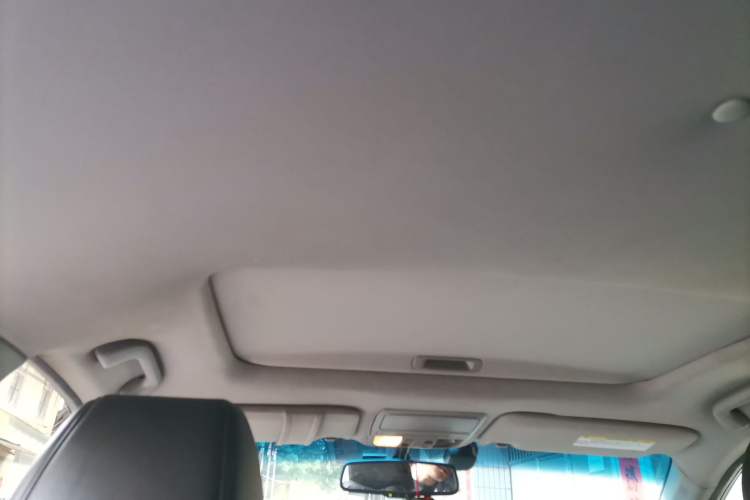 Used Honda Crosstour 2012 2.4L Prestige Edition Headliner