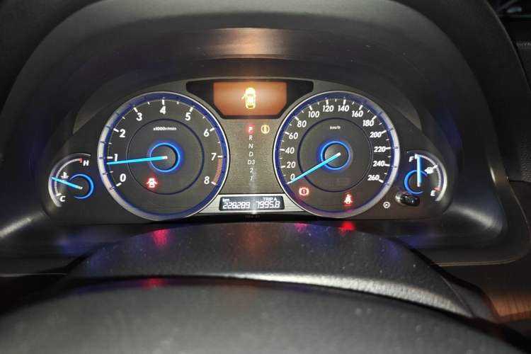Used Honda Crosstour 2012 2.4L Luxury Edition Instrument Cluster