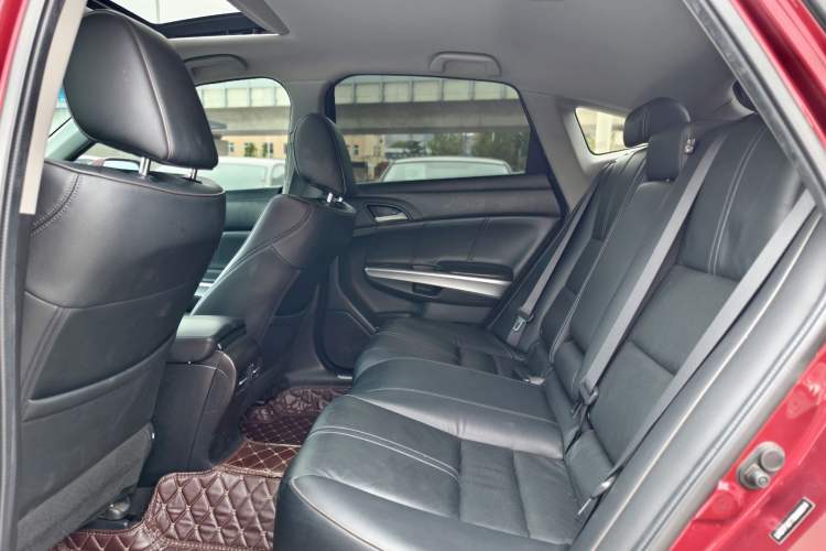 Used Honda Crosstour 2012 2.4L Luxury Edition Interior 4