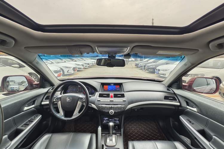 Used Honda Crosstour 2012 2.4L Luxury Edition Interior 5