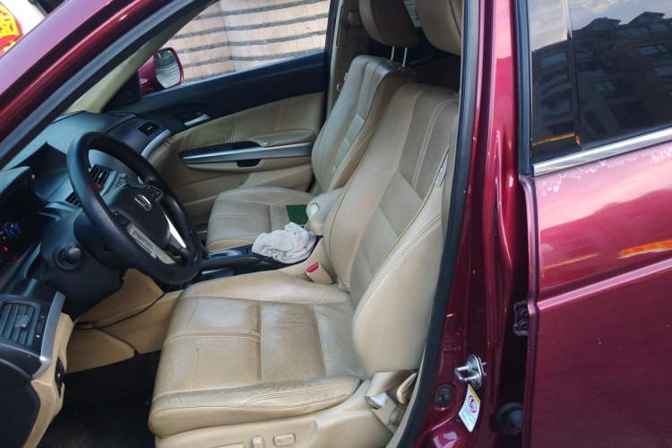 Used Honda Crosstour 2012 2.4L Luxury Edition Left Front Seat