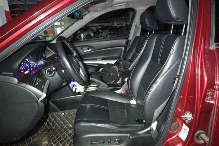 Used Honda Crosstour 2012 2.4L Luxury Edition Left Front Seat