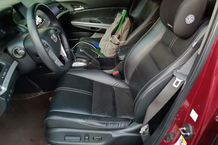 Used Honda Crosstour 2012 2.4L Luxury Edition Left Front Seat