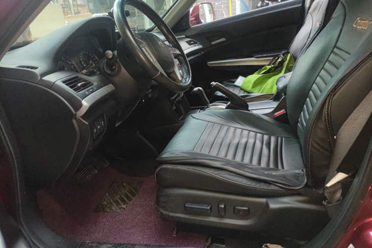 Used Honda Crosstour 2012 2.4L Luxury Edition Left Front Seat