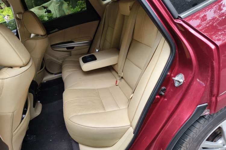 Used Honda Crosstour 2012 2.4L Luxury Edition Left Rear Seat