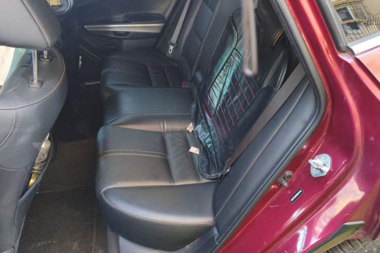 Used Honda Crosstour 2012 2.4L Luxury Edition Left Rear Seat