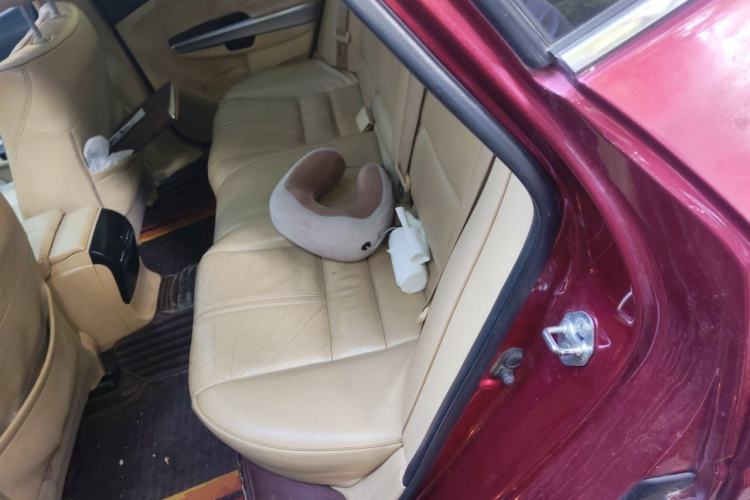 Used Honda Crosstour 2012 2.4L Luxury Edition Left Rear Seat