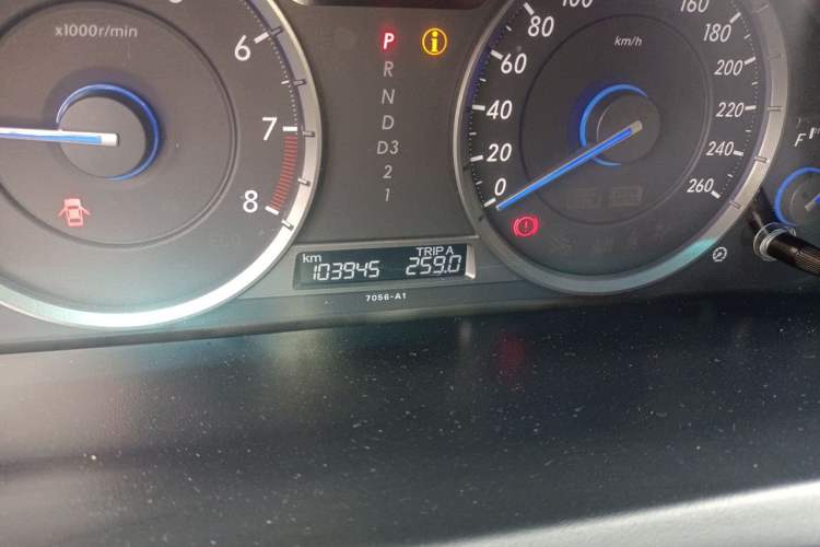 Used Honda Crosstour 2012 2.4L Prestige Edition Odometer Close Up