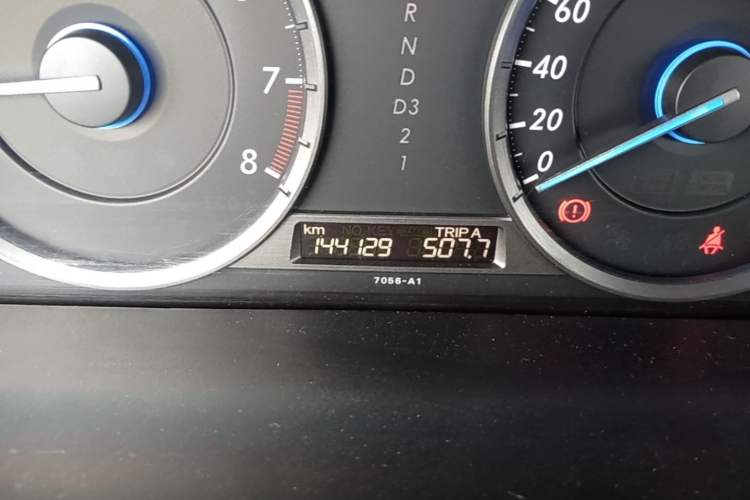 Used Honda Crosstour 2012 2.4L Luxury Edition Odometer Close Up