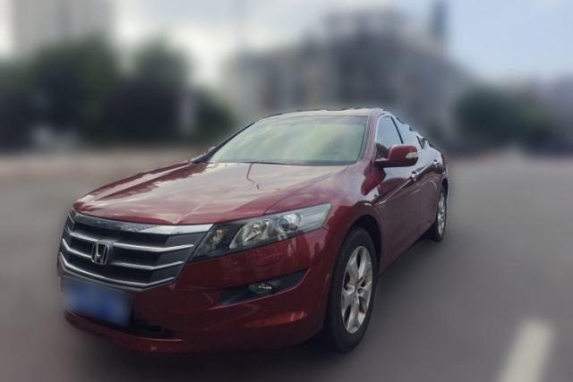 Ojetý Honda Crosstour 2012 2.4L Luxury Edition