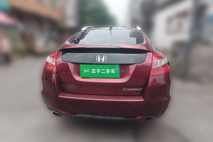 Used Honda Crosstour 2012 2.4L Luxury Edition Rear