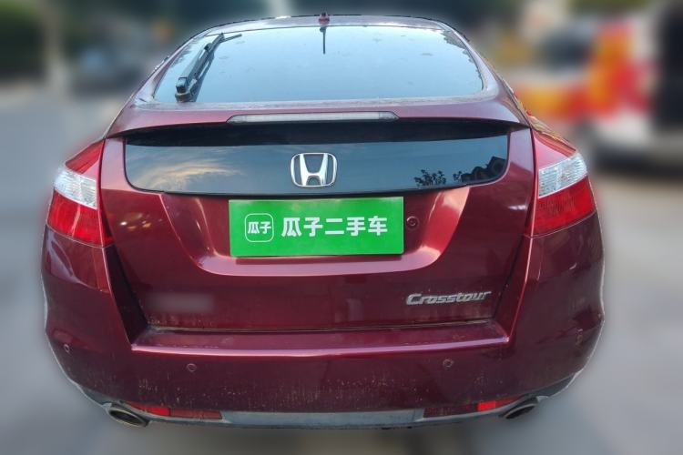 Used Honda Crosstour 2012 2.4L Luxury Edition Rear