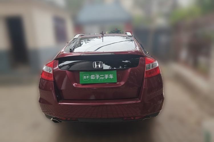 Used Honda Crosstour 2012 2.4L Luxury Edition Rear