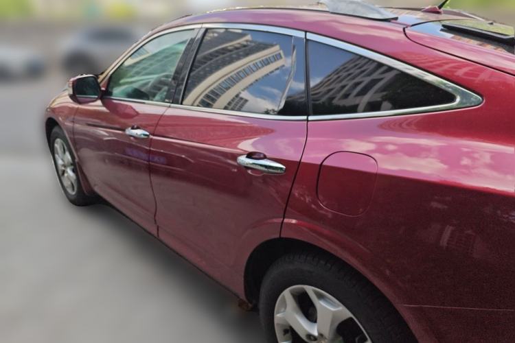 Used Honda Crosstour 2012 2.4L Prestige Edition Rear Left 45 Deg
