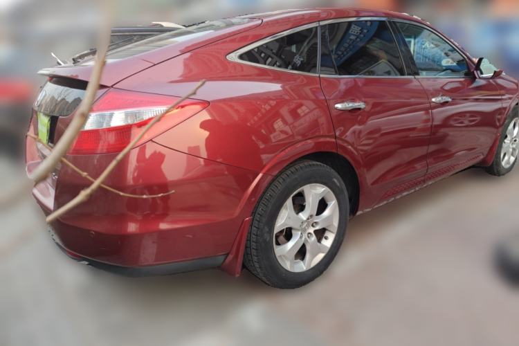 Used Honda Crosstour 2012 2.4L Luxury Edition Rear Right 45 Deg