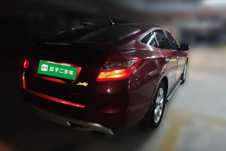 Used Honda Crosstour 2012 2.4L Luxury Edition Rear Right 45 Deg