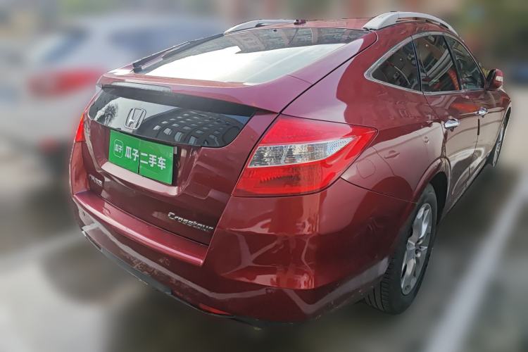 Used Honda Crosstour 2012 2.4L Prestige Edition Rear Right 45 Deg