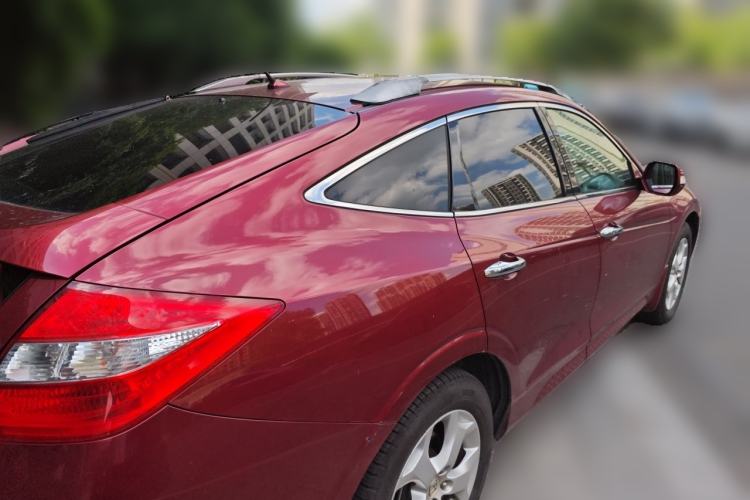 Used Honda Crosstour 2012 2.4L Prestige Edition Rear Right 45 Deg
