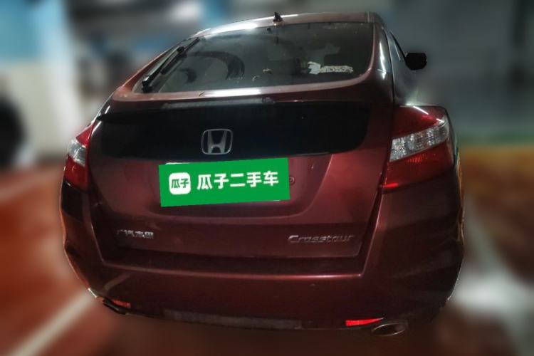 Used Honda Crosstour 2012 2.4L Luxury Edition Rear