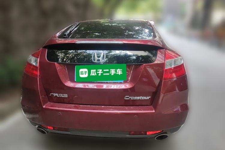 Used Honda Crosstour 2012 2.4L Luxury Edition Rear