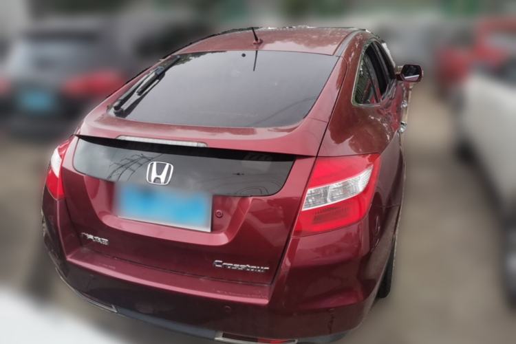 Used Honda Crosstour 2012 2.4L Luxury Edition Rear