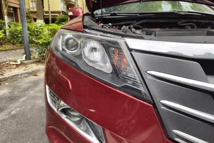 Used Honda Crosstour 2012 2.4L Luxury Edition Right Front Headlight