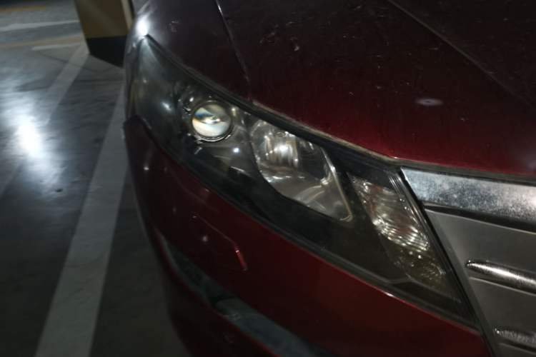 Used Honda Crosstour 2012 2.4L Luxury Edition Right Front Headlight