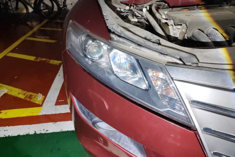 Used Honda Crosstour 2012 2.4L Luxury Edition Right Front Headlight