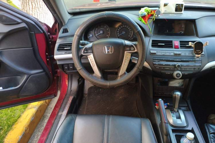 Used Honda Crosstour 2012 2.4L Luxury Edition Steering Wheel