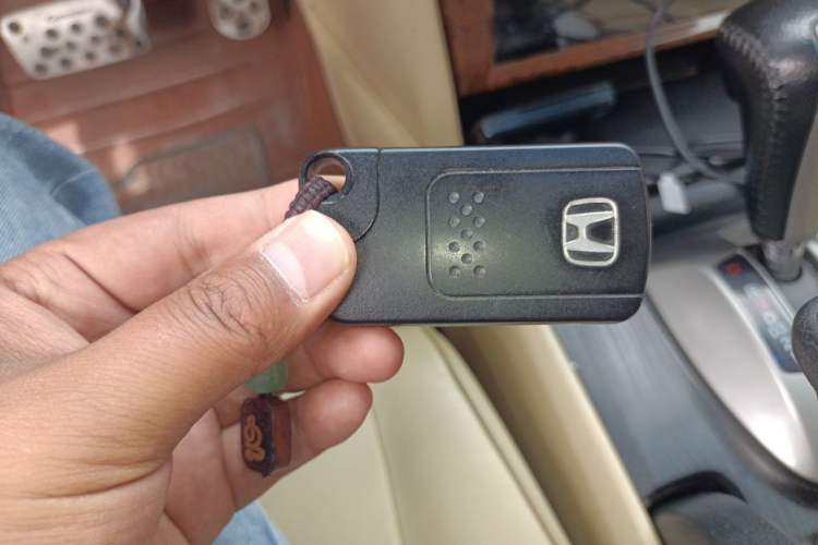 Used Honda Crosstour 2012 2.4L Prestige Edition Vehicle Key