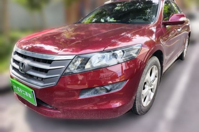 Ojetý Honda Crosstour 2012 2.4L Luxury Edition