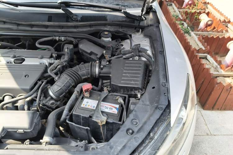 Used Honda Crosstour 2012 2.4L Luxury Edition Engine Bay Left