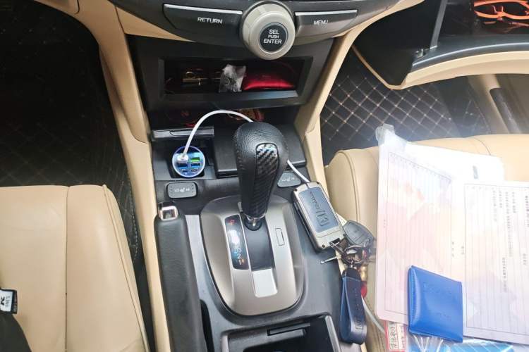 Used Honda Crosstour 2012 2.4L Prestige Edition Gear Lever